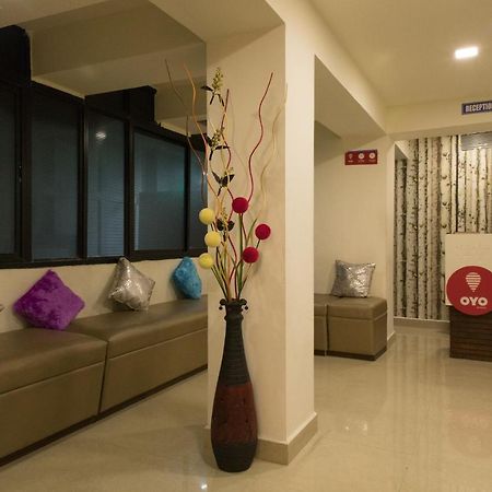 נאגפור Oyo 10254 Hotel Taha Pride מראה חיצוני תמונה