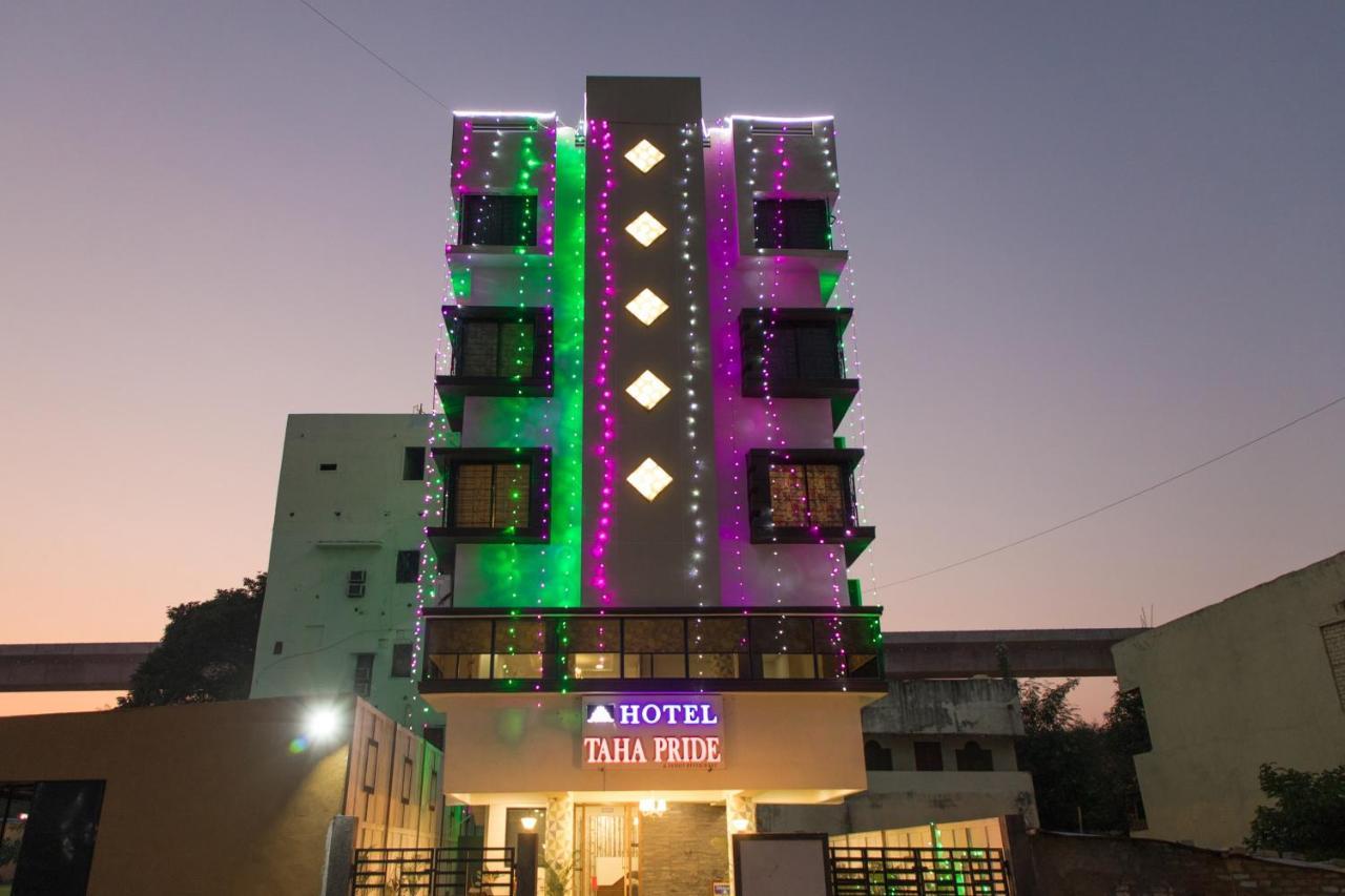 נאגפור Oyo 10254 Hotel Taha Pride מראה חיצוני תמונה